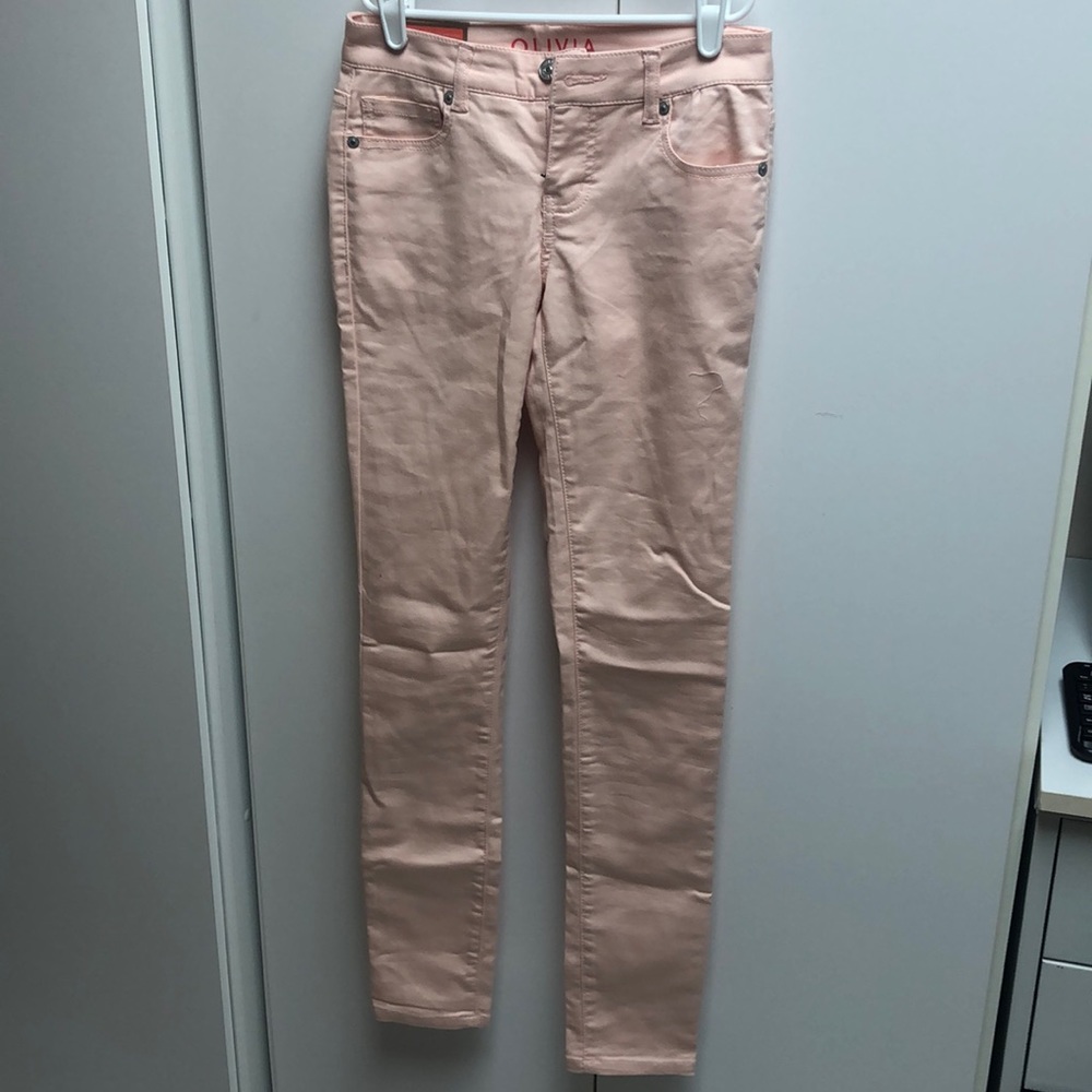 NWT DELIA’S “OLIVIA” LOW RISE JEGGING